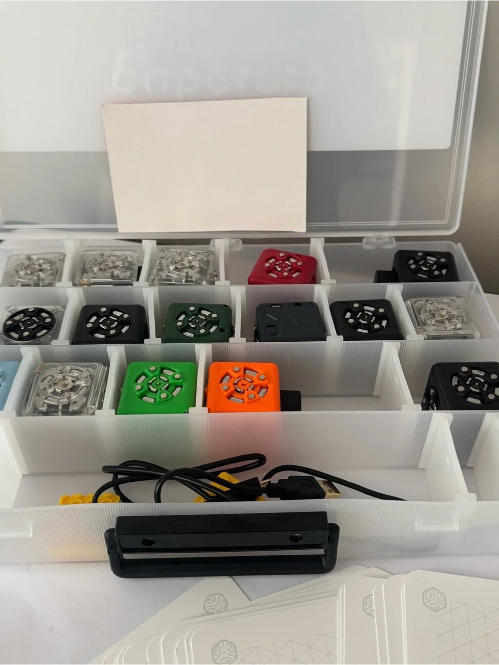 Cubelets Robot Blocks Set - EUC - STEM Education - Set of 16 - ROBOTICS